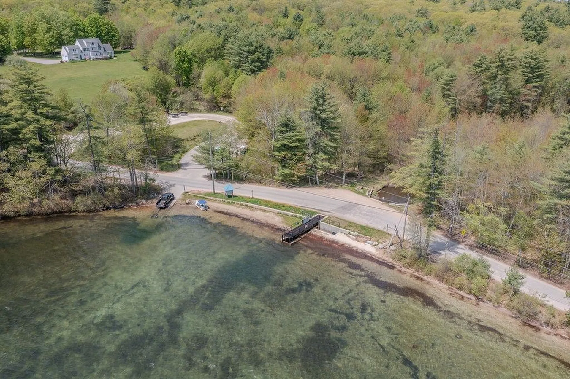348 North Road Deerfield NH 03037