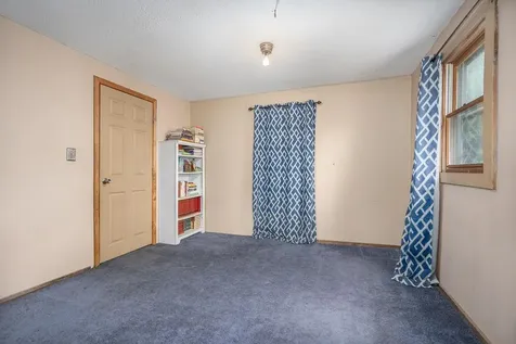 348 North Road Deerfield NH 03037