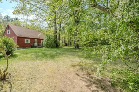 348 North Road Deerfield NH 03037
