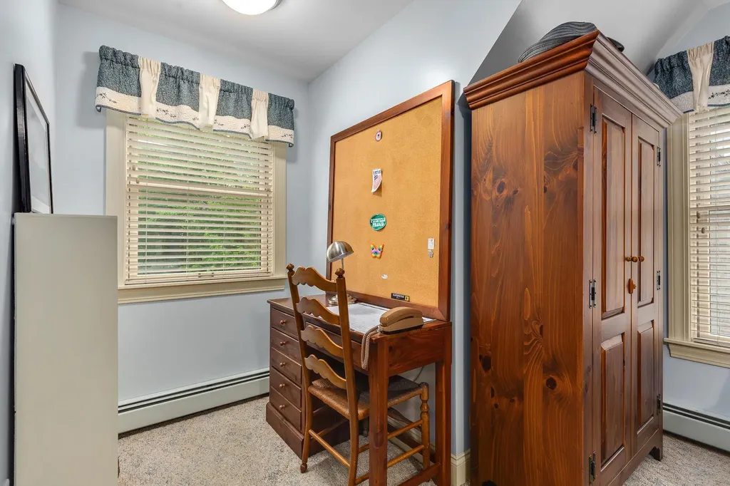 91 Bombadil Path Pittsfield VT 05762
