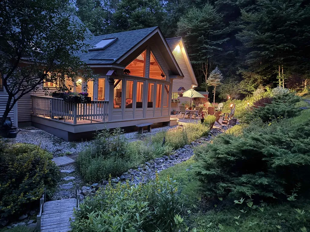 91 Bombadil Path Pittsfield VT 05762