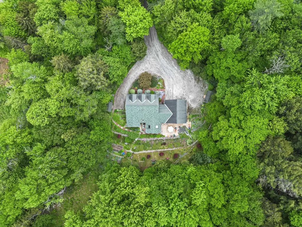 91 Bombadil Path Pittsfield VT 05762