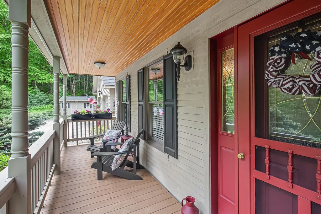 91 Bombadil Path Pittsfield VT 05762