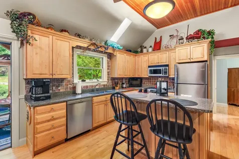 91 Bombadil Path Pittsfield VT 05762