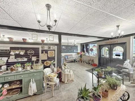 98 Main Street Colebrook NH 03576