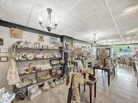 98 Main Street Colebrook NH 03576