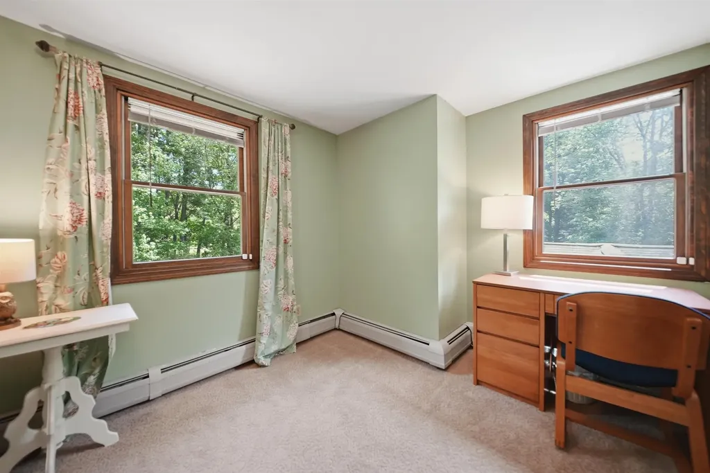 11 Mitchell Street Merrimack NH 03054