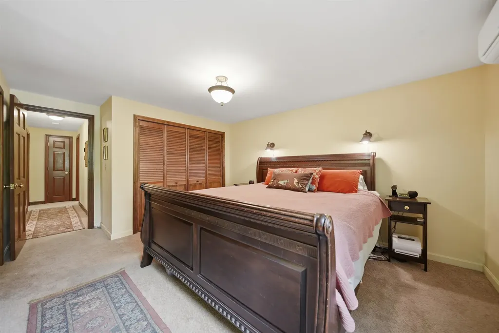 11 Mitchell Street Merrimack NH 03054