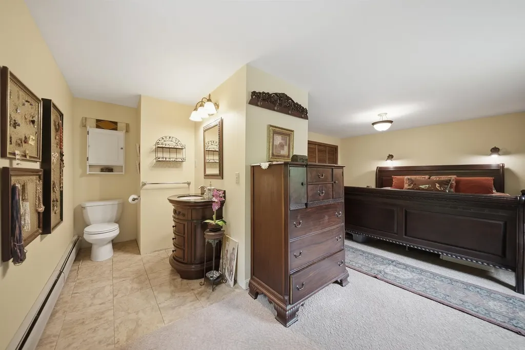 11 Mitchell Street Merrimack NH 03054