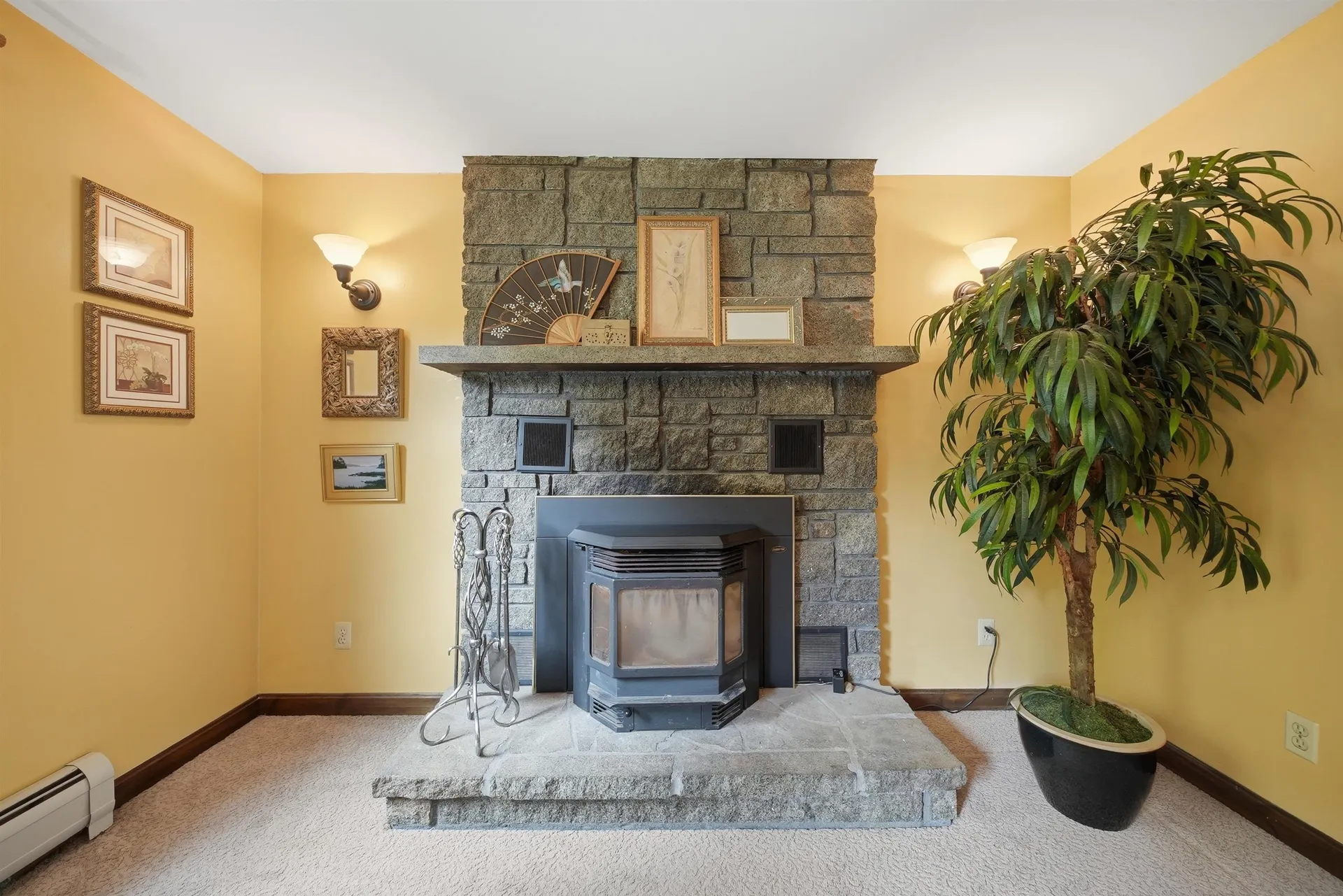 11 Mitchell Street Merrimack NH 03054