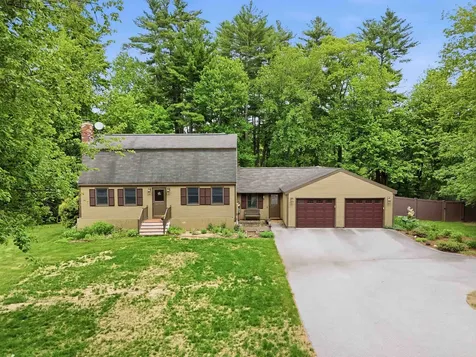 11 Mitchell Street Merrimack NH 03054