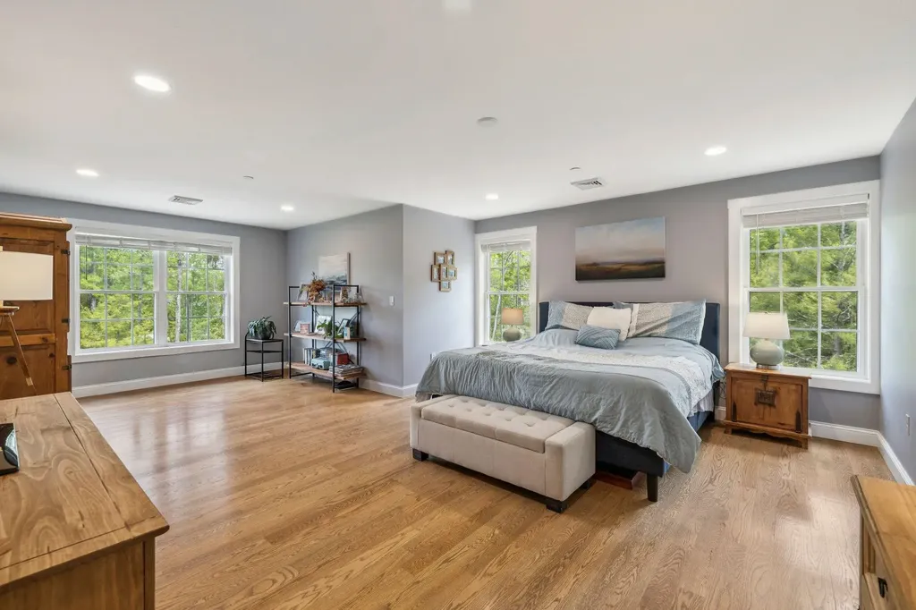 55 Lorden Road New Boston NH 03070