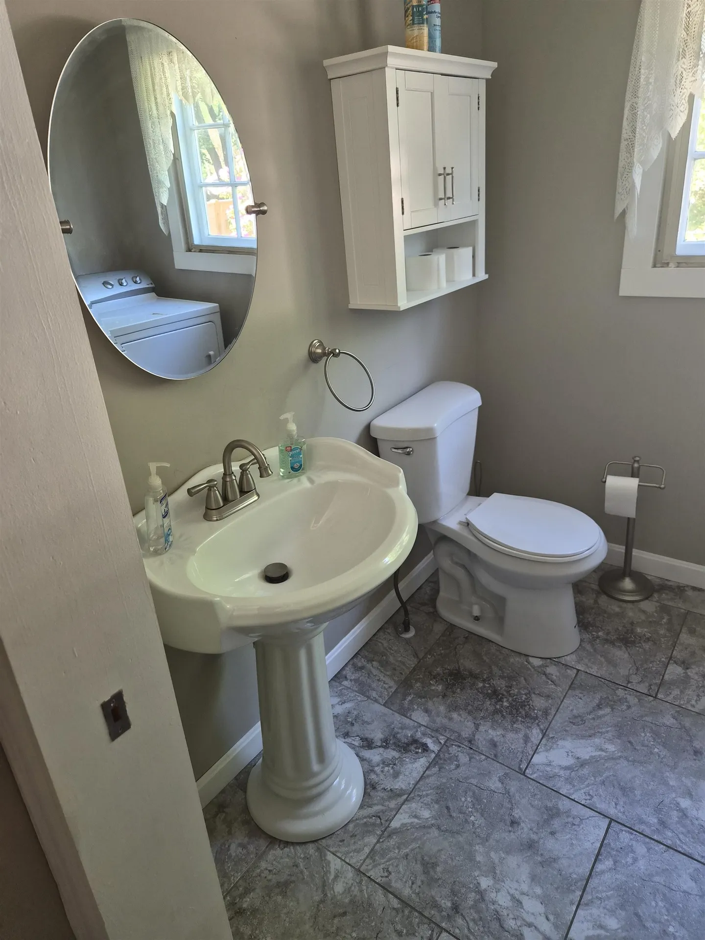 22 Fairview Avenue Derry NH 03038