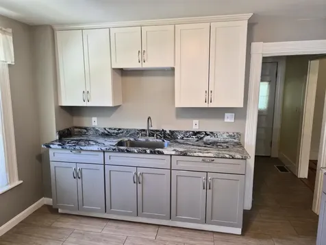 22 Fairview Avenue Derry NH 03038