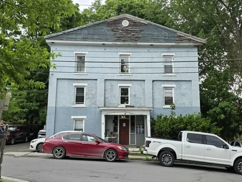 16 School Street Brattleboro VT 05301