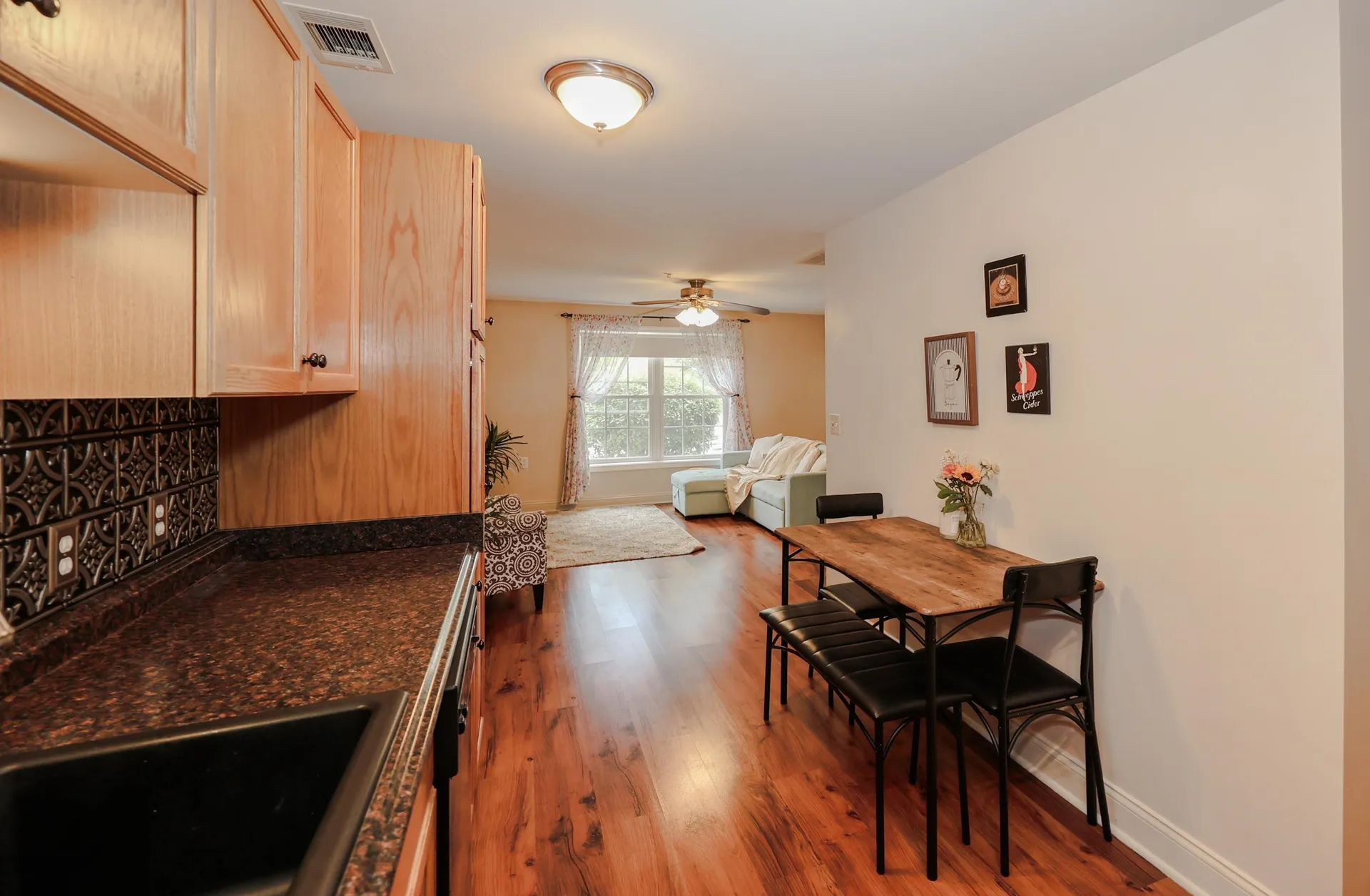 10 Vista Ridge Drive Londonderry NH 03053