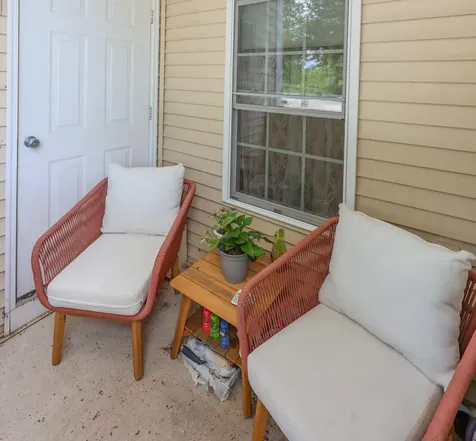 10 Vista Ridge Drive Londonderry NH 03053