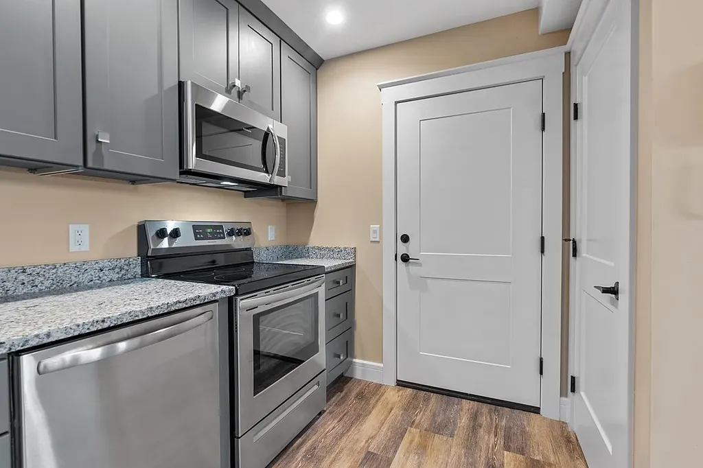 5 Batchelder Court Haverhill MA 01832