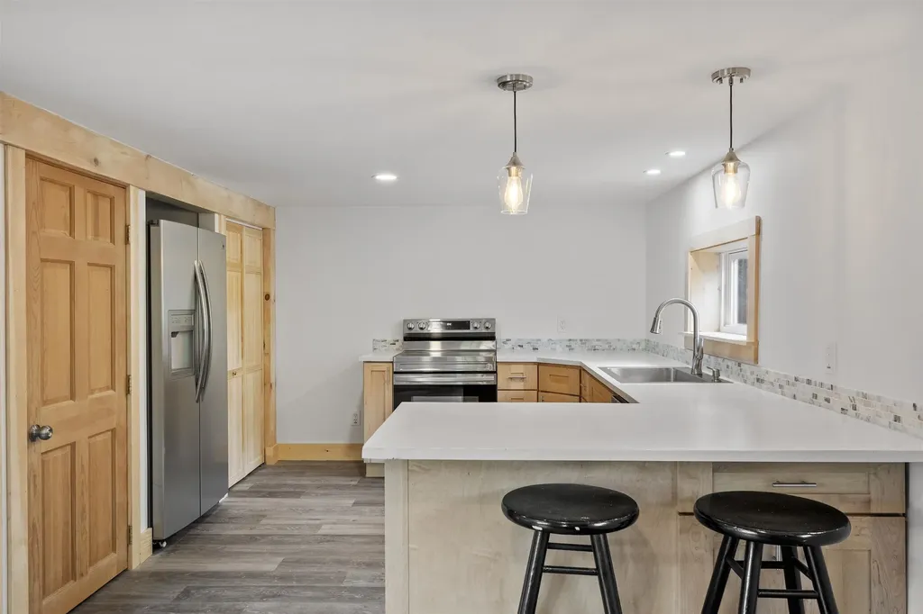 110 Saint Hyacinth Street Bethel VT 05032