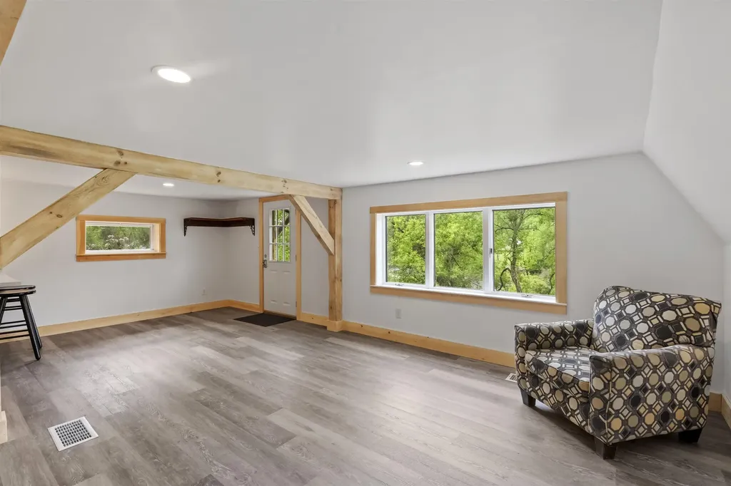 110 Saint Hyacinth Street Bethel VT 05032