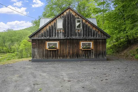 110 Saint Hyacinth Street Bethel VT 05032