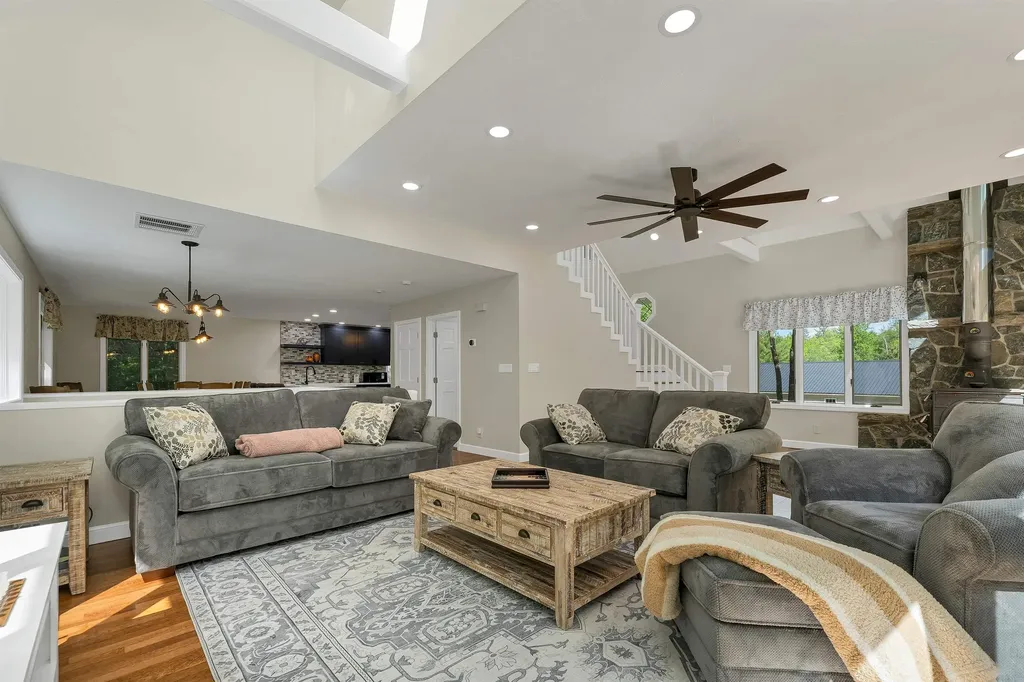 105 Nichols Road Ossipee NH 03814