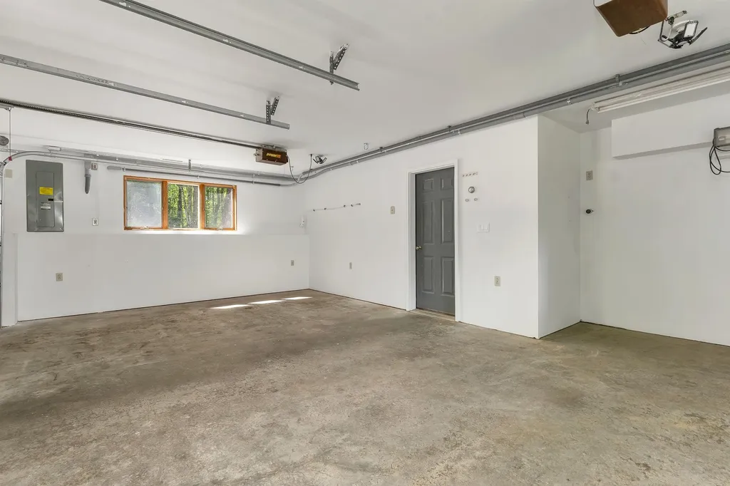 105 Nichols Road Ossipee NH 03814