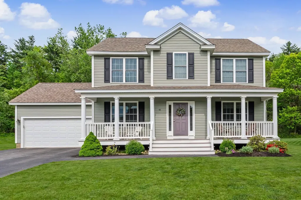 41 Schwinn Drive Nashua NH 03062