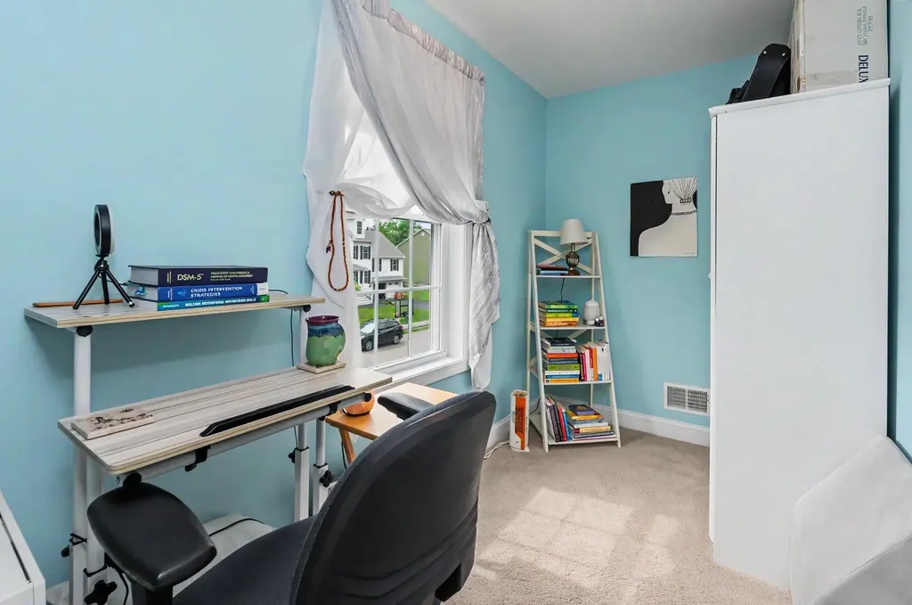 41 Schwinn Drive Nashua NH 03062