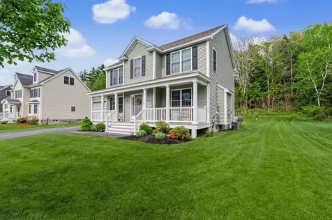 41 Schwinn Drive Nashua NH 03062