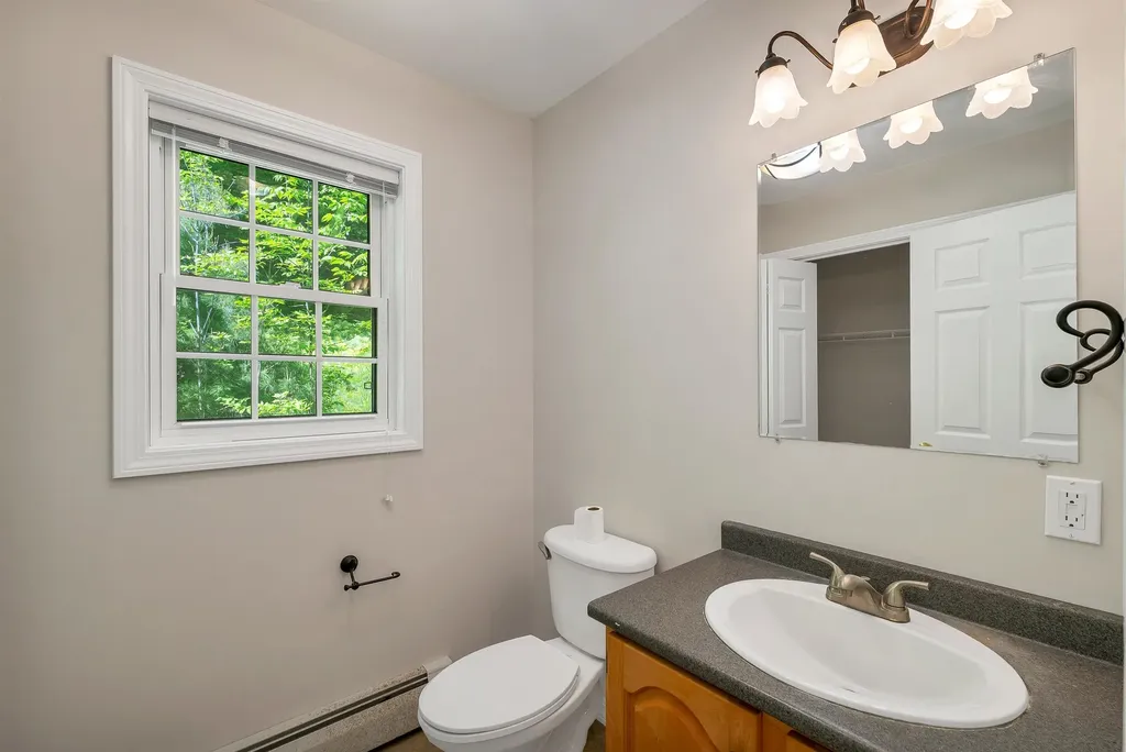 31 Cumberland Road Gilford NH 03249