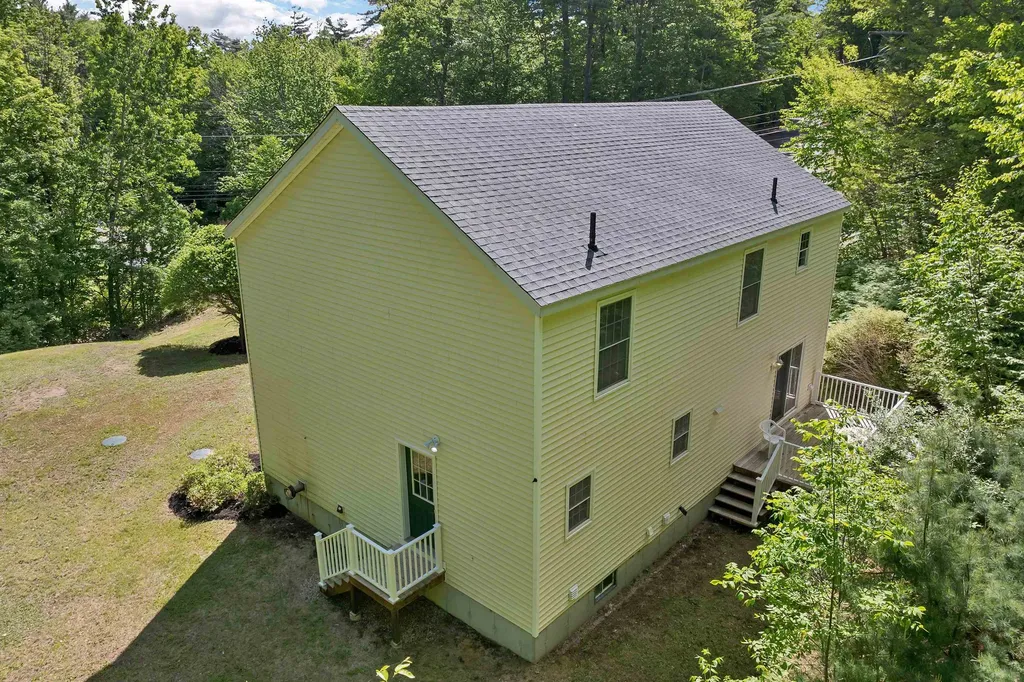 31 Cumberland Road Gilford NH 03249