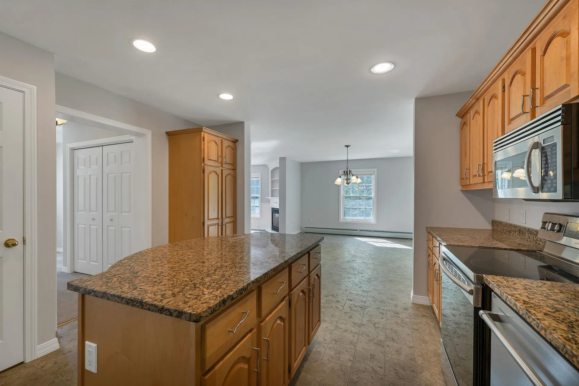 31 Cumberland Road Gilford NH 03249