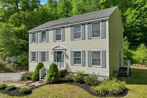 31 Cumberland Road Gilford NH 03249