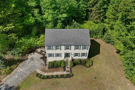 31 Cumberland Road Gilford NH 03249