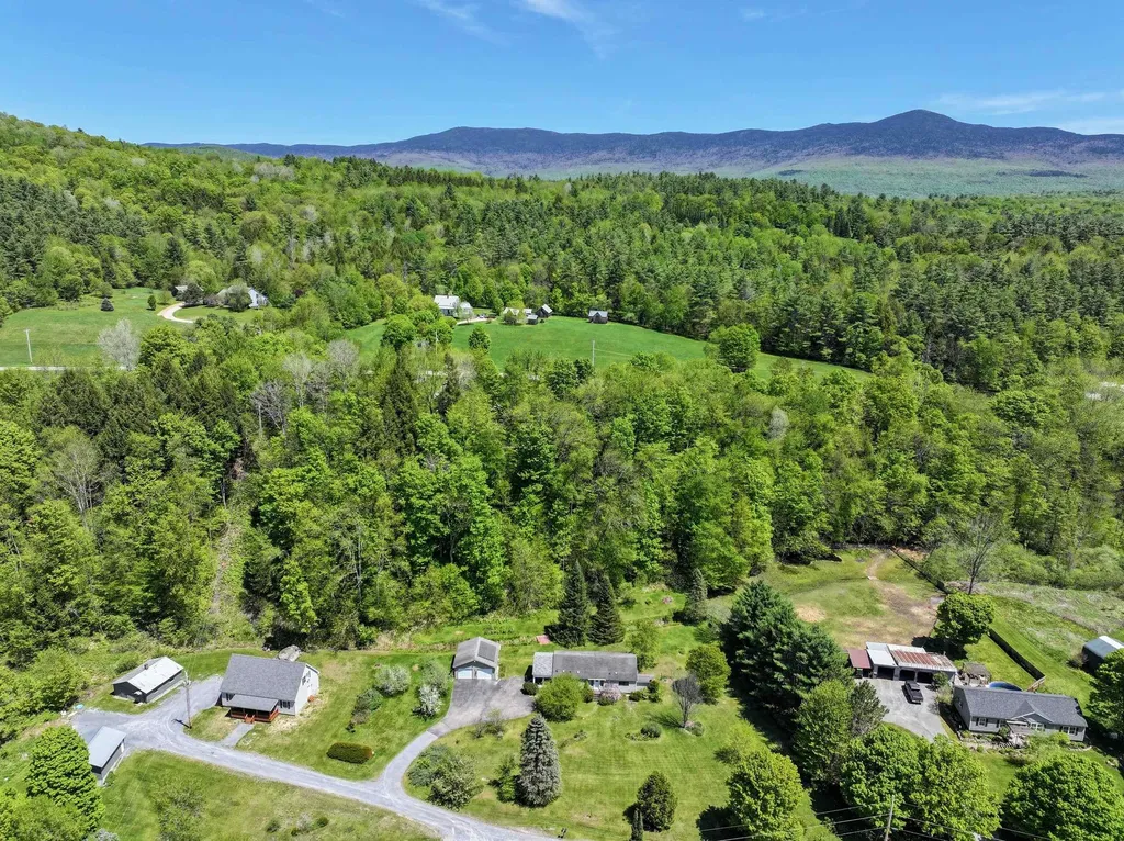 1974 West River Road Lincoln VT 05443