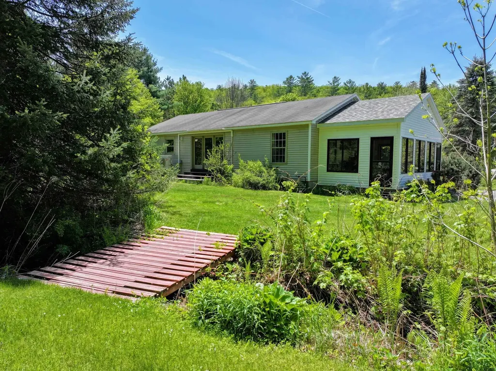 1974 West River Road Lincoln VT 05443