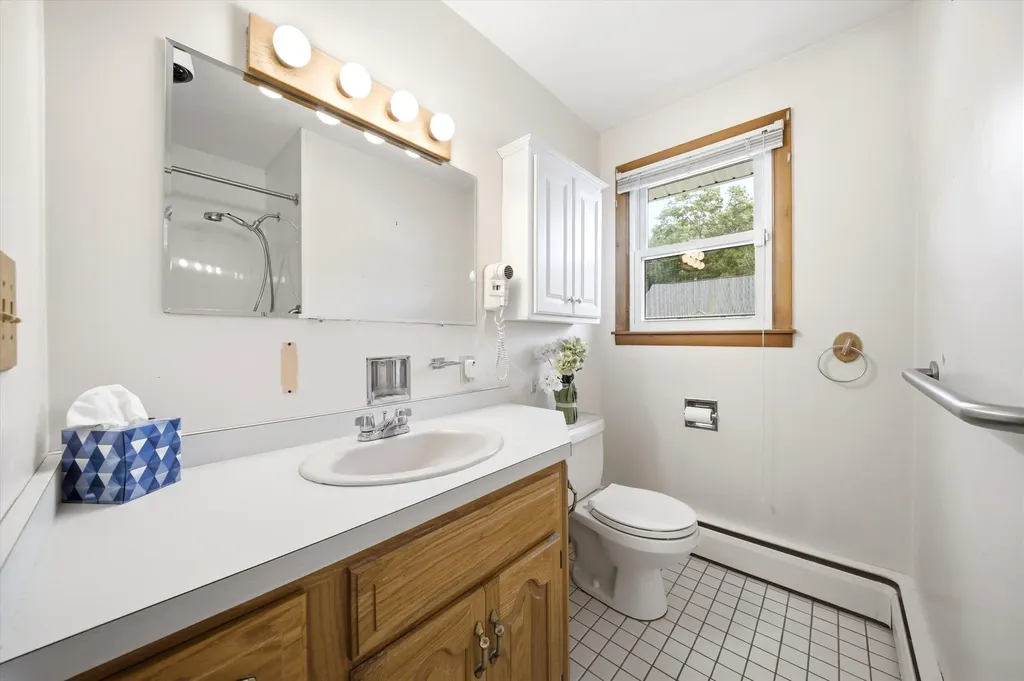 55 Lavista Street Manchester NH 03103