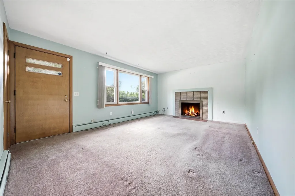 55 Lavista Street Manchester NH 03103