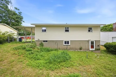 55 Lavista Street Manchester NH 03103
