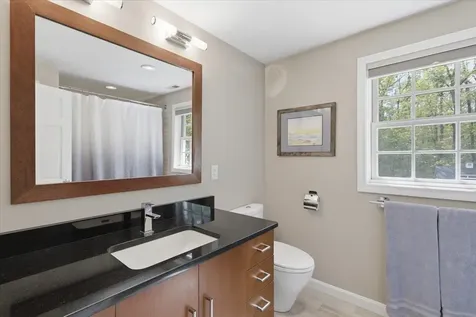 14 Forest Drive Auburn NH 03032
