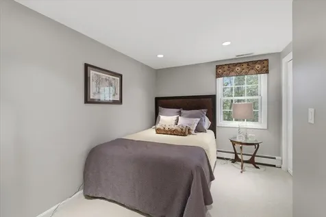 14 Forest Drive Auburn NH 03032