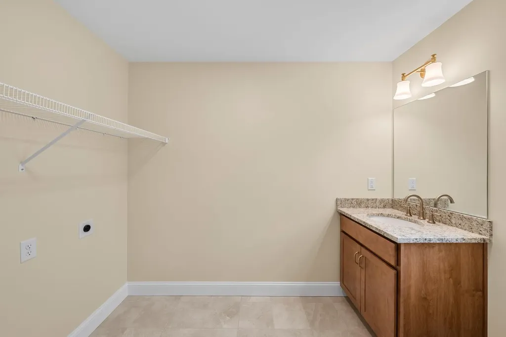 5A Violette Drive Epping NH 03042
