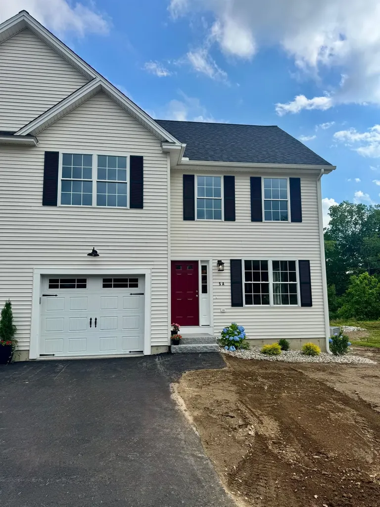 5A Violette Drive Epping NH 03042