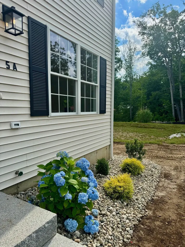 5A Violette Drive Epping NH 03042