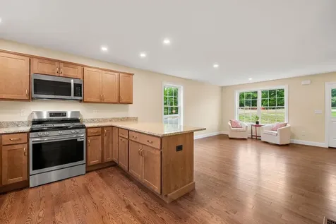 5A Violette Drive Epping NH 03042