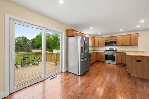 5A Violette Drive Epping NH 03042