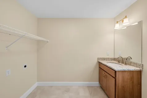5A Violette Drive Epping NH 03042