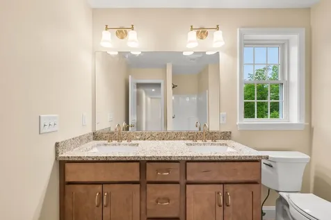 5A Violette Drive Epping NH 03042