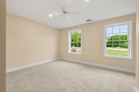 5A Violette Drive Epping NH 03042